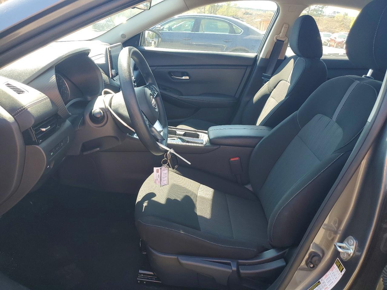 2025 Nissan Sentra Sv - zdjęcie 7