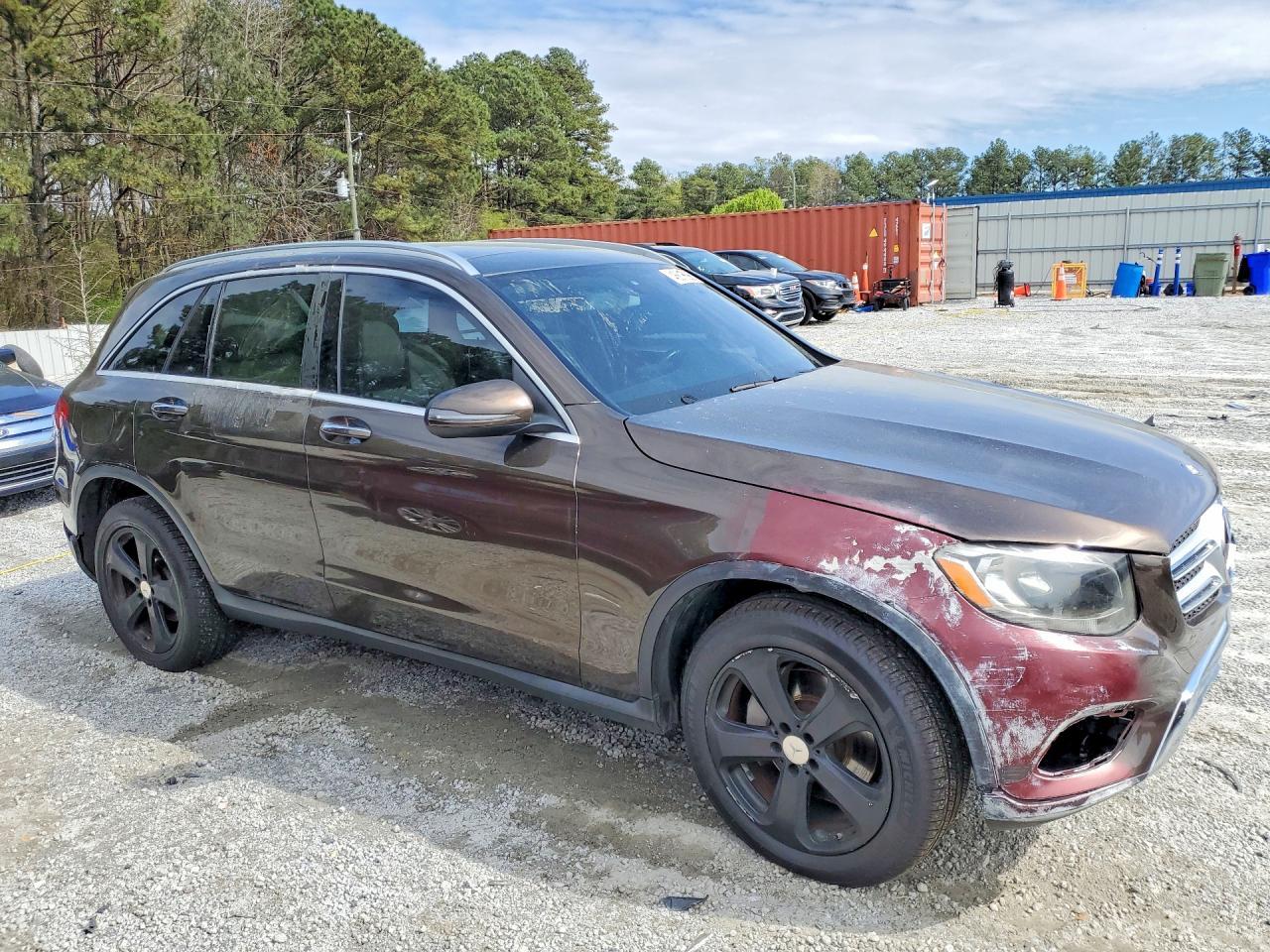 2017 Mercedes-Benz Glc 300 - zdjęcie 4