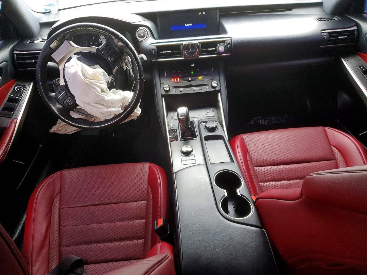 2019 Lexus Is 300 Base - zdjęcie 8