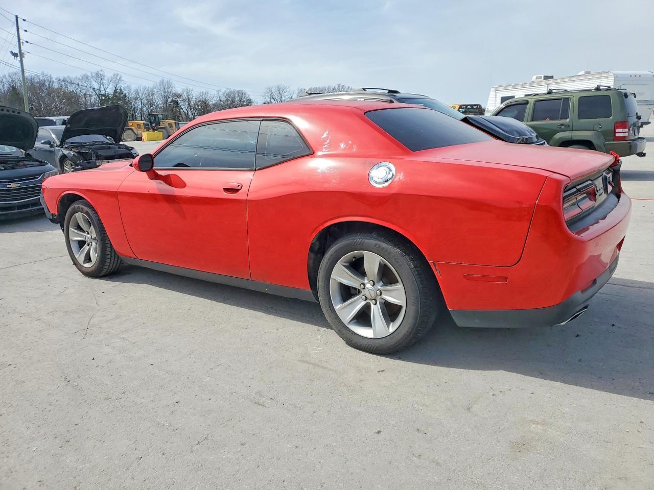 2017 Dodge Challenger Sxt - zdjęcie 2