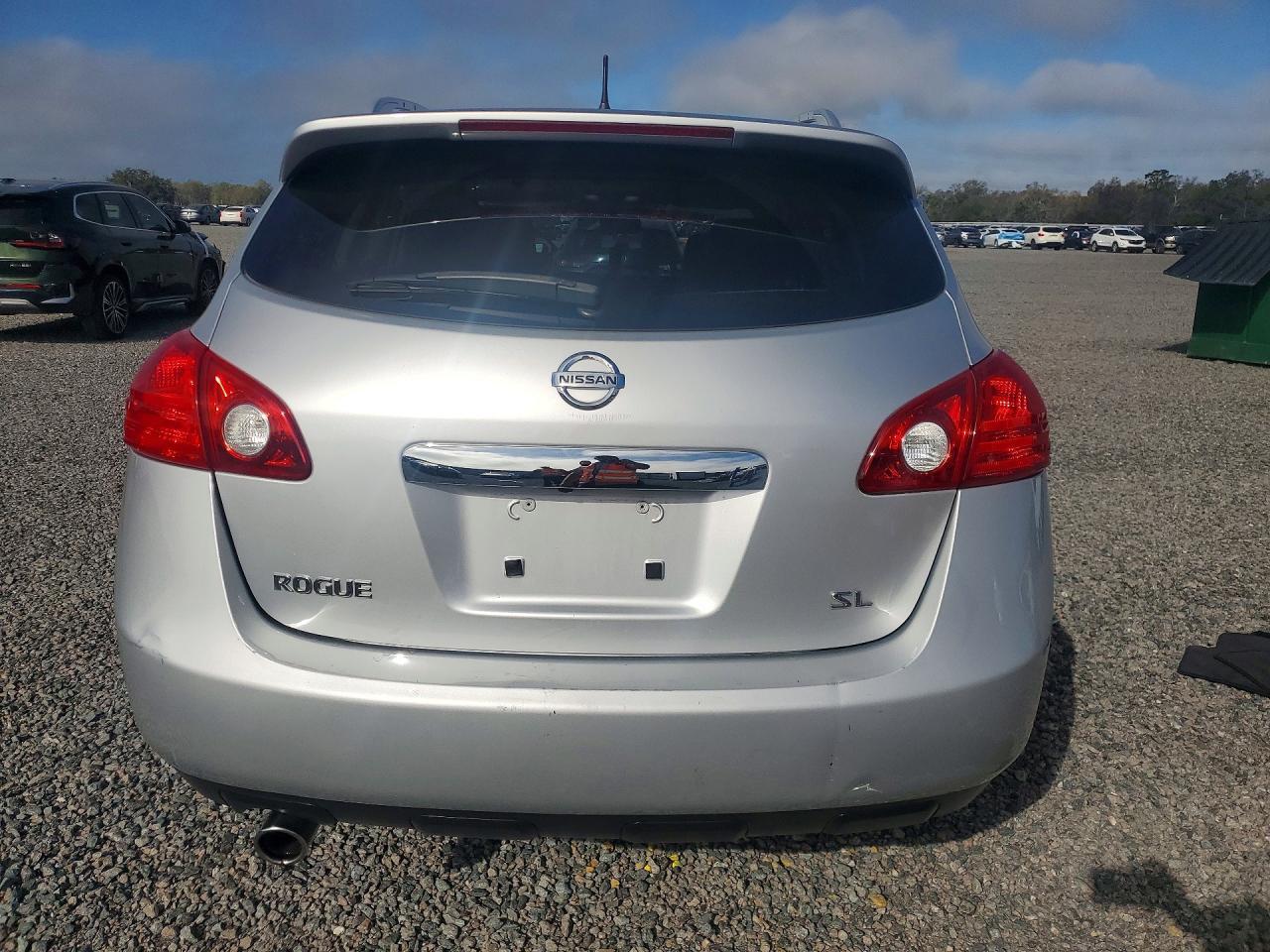 2013 Nissan Rogue S - zdjęcie 6