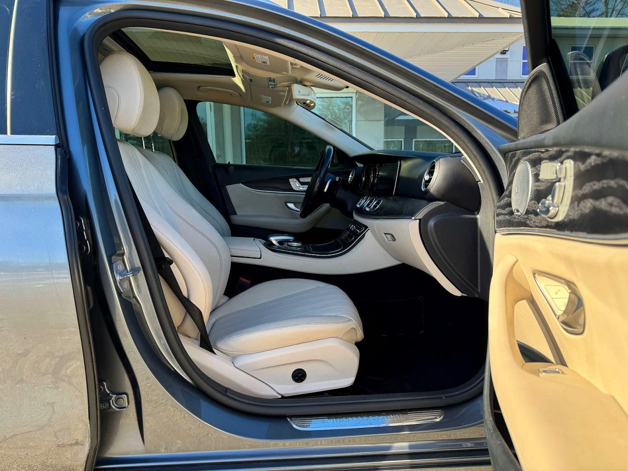 2017 Mercedes-Benz E 400 4Matic - zdjęcie 5