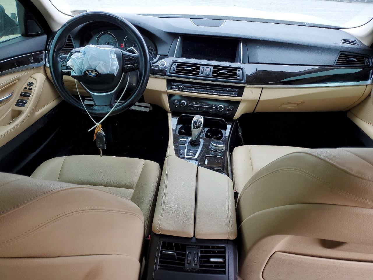 2016 BMW 528 Xi - zdjęcie 8