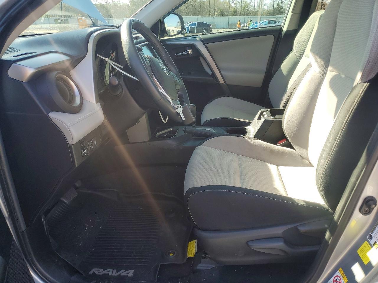 2017 Toyota Rav4 Xle - zdjęcie 7