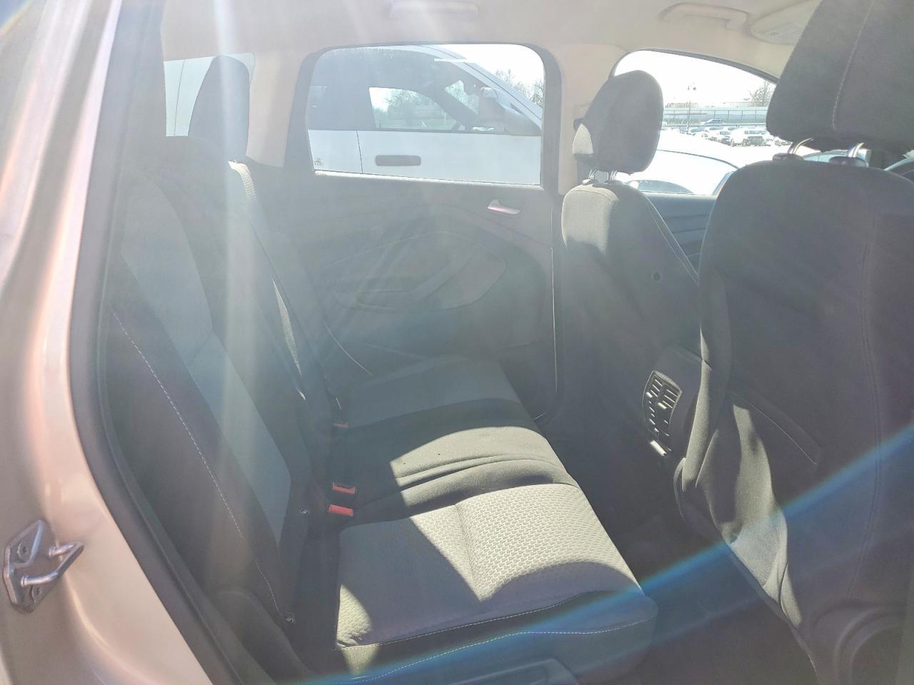 2017 Ford Escape Se - zdjęcie 19