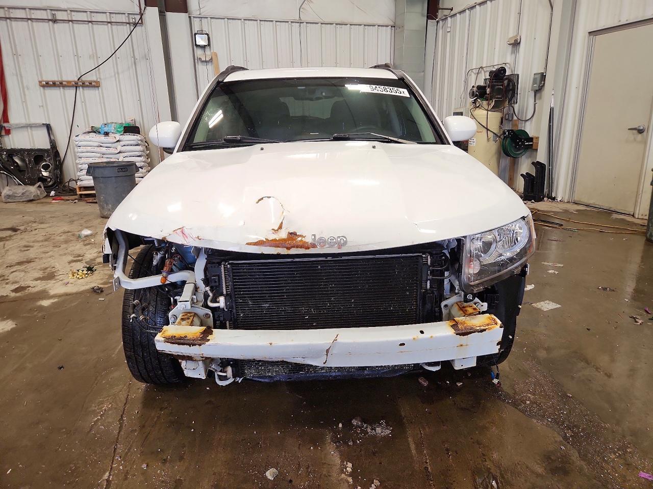 2017 Jeep Compass Latitude - zdjęcie 5