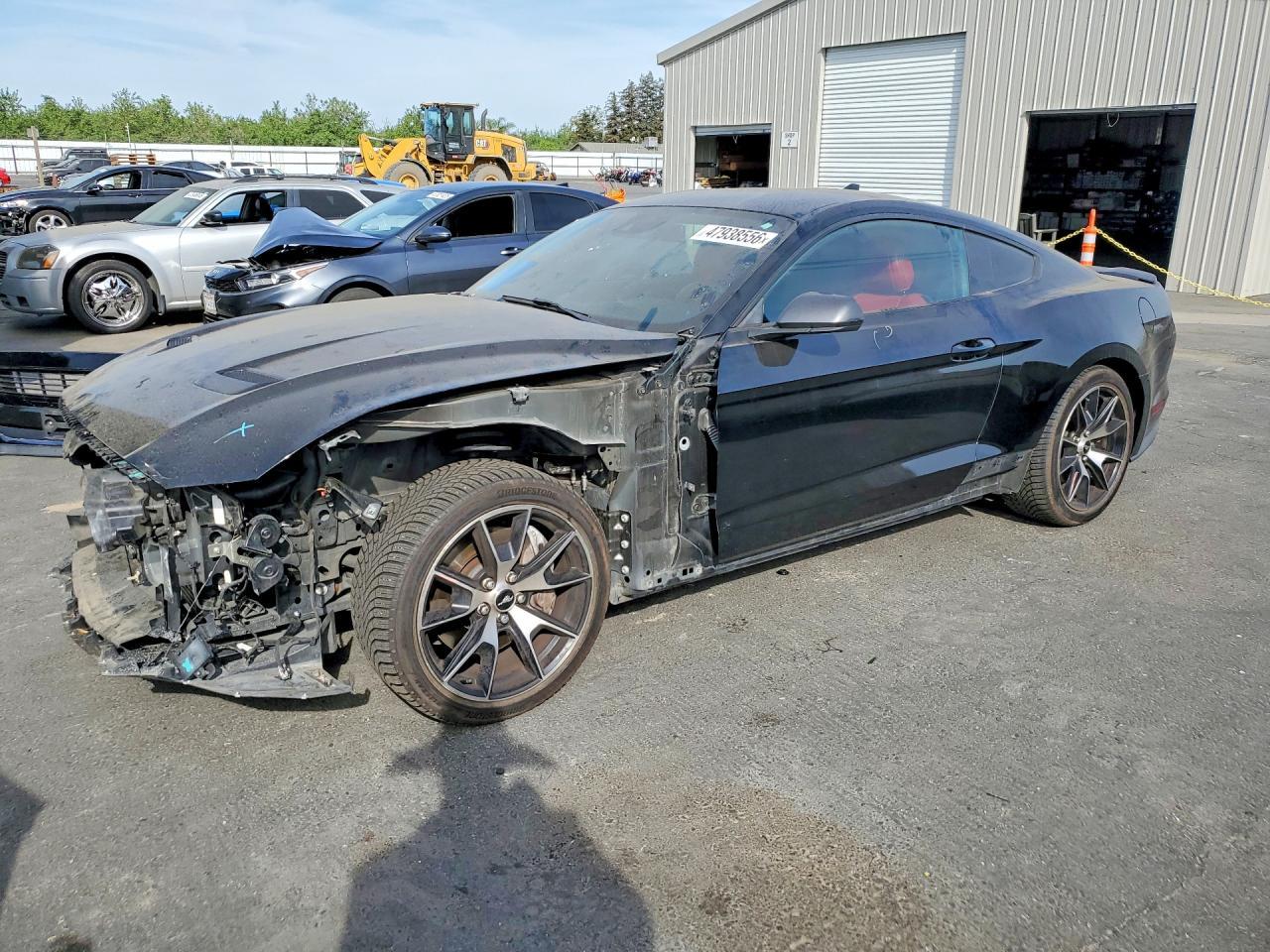 2020 Ford Mustang - zdjęcie główne