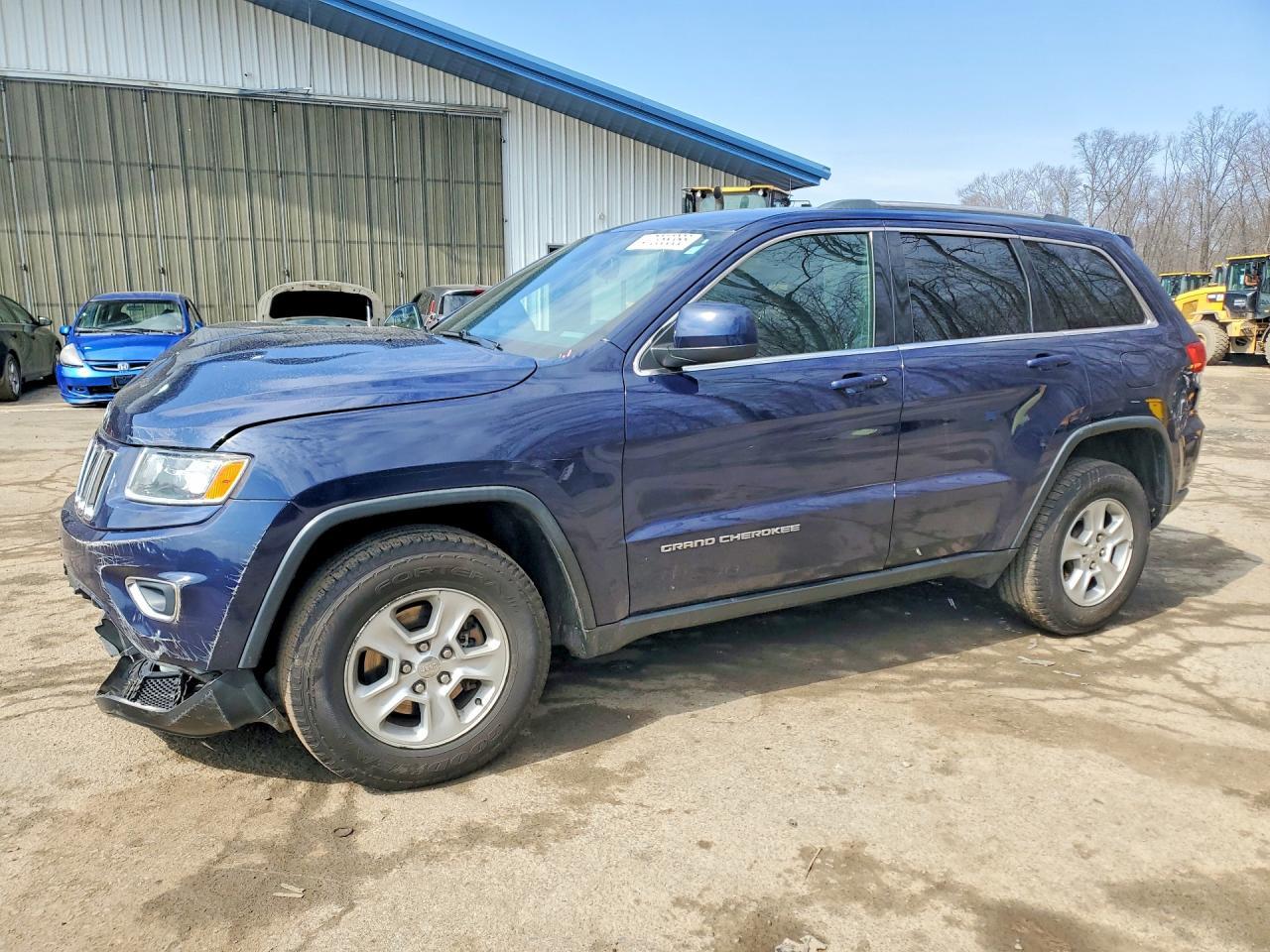 2015 Jeep Grand Cherokee Laredo - zdjęcie główne