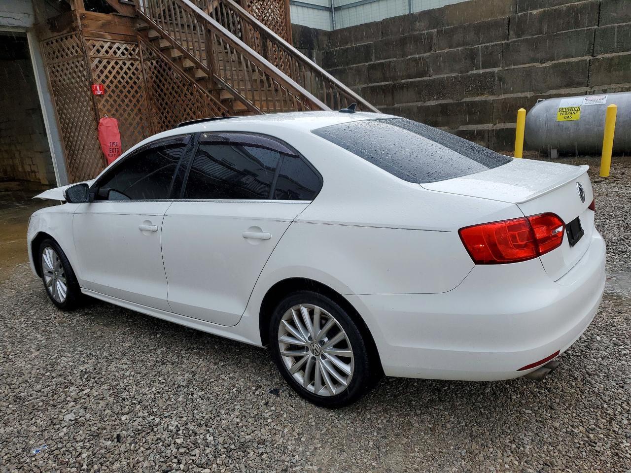 2014 Volkswagen Jetta Tdi - zdjęcie 2