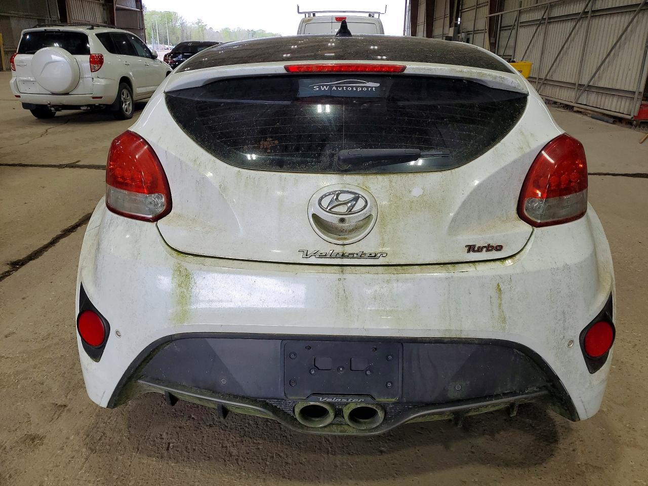 2015 Hyundai Veloster Turbo - zdjęcie 6