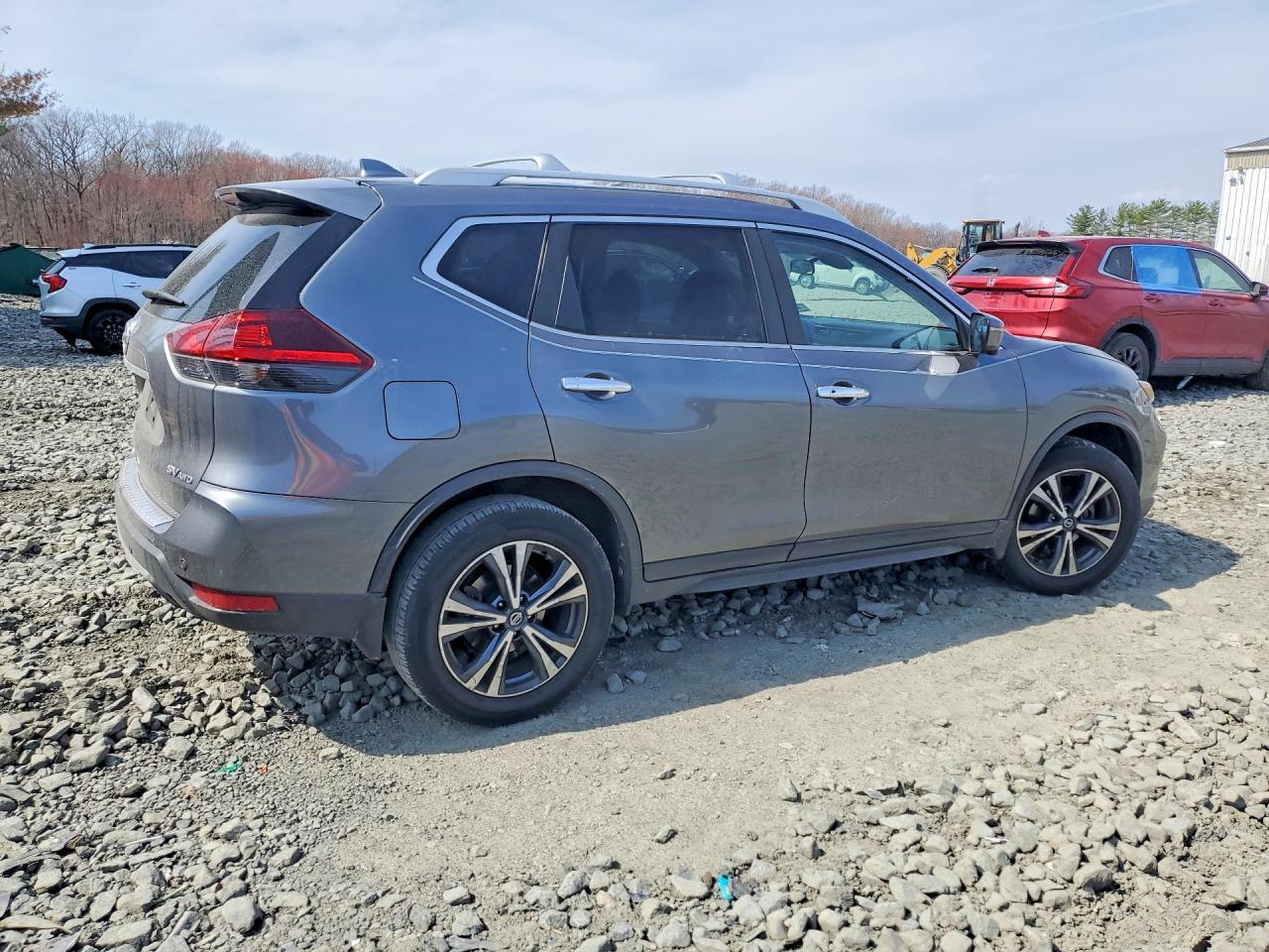 2019 Nissan Rogue Sv - zdjęcie 3