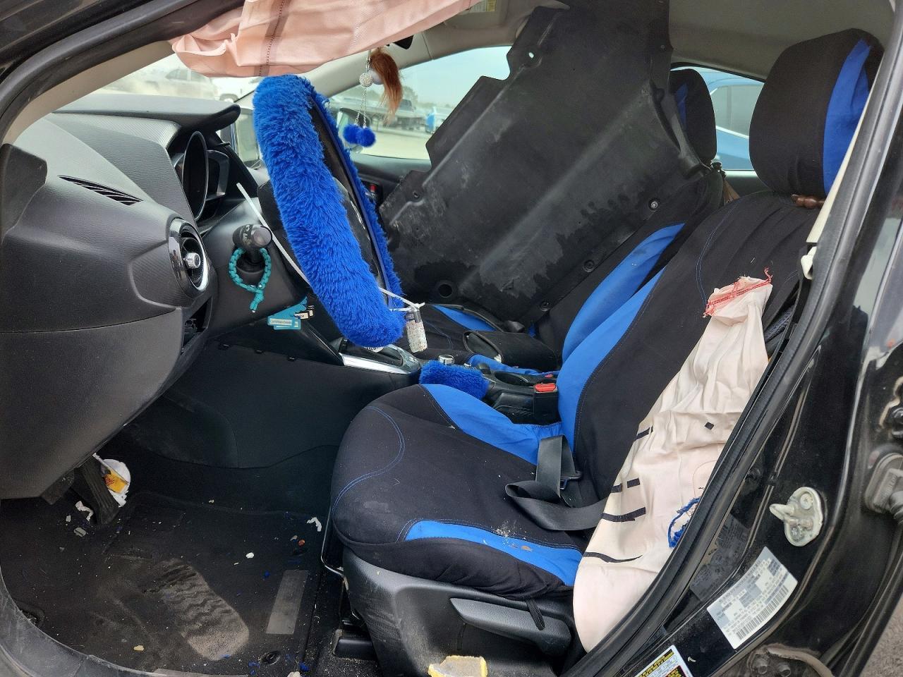 2016 Toyota Yaris - zdjęcie 7