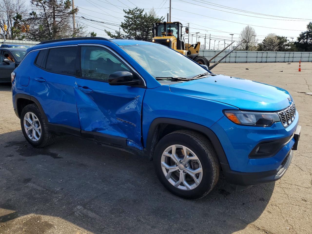 2024 Jeep Compass Latitude - zdjęcie 4