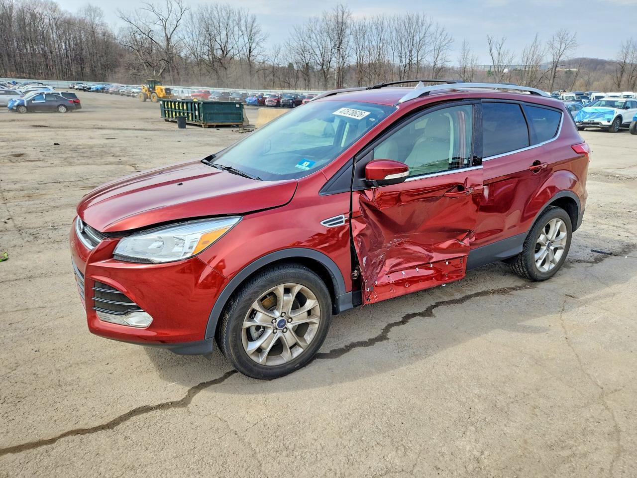 2014 Ford Escape Titanium - zdjęcie główne