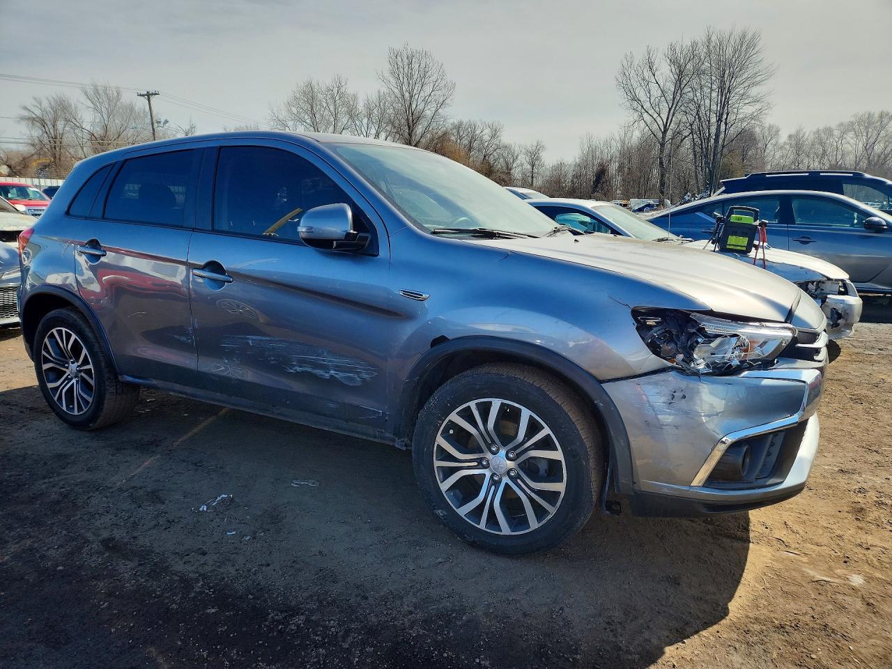 2018 Mitsubishi Outlander Sport Es - zdjęcie 4