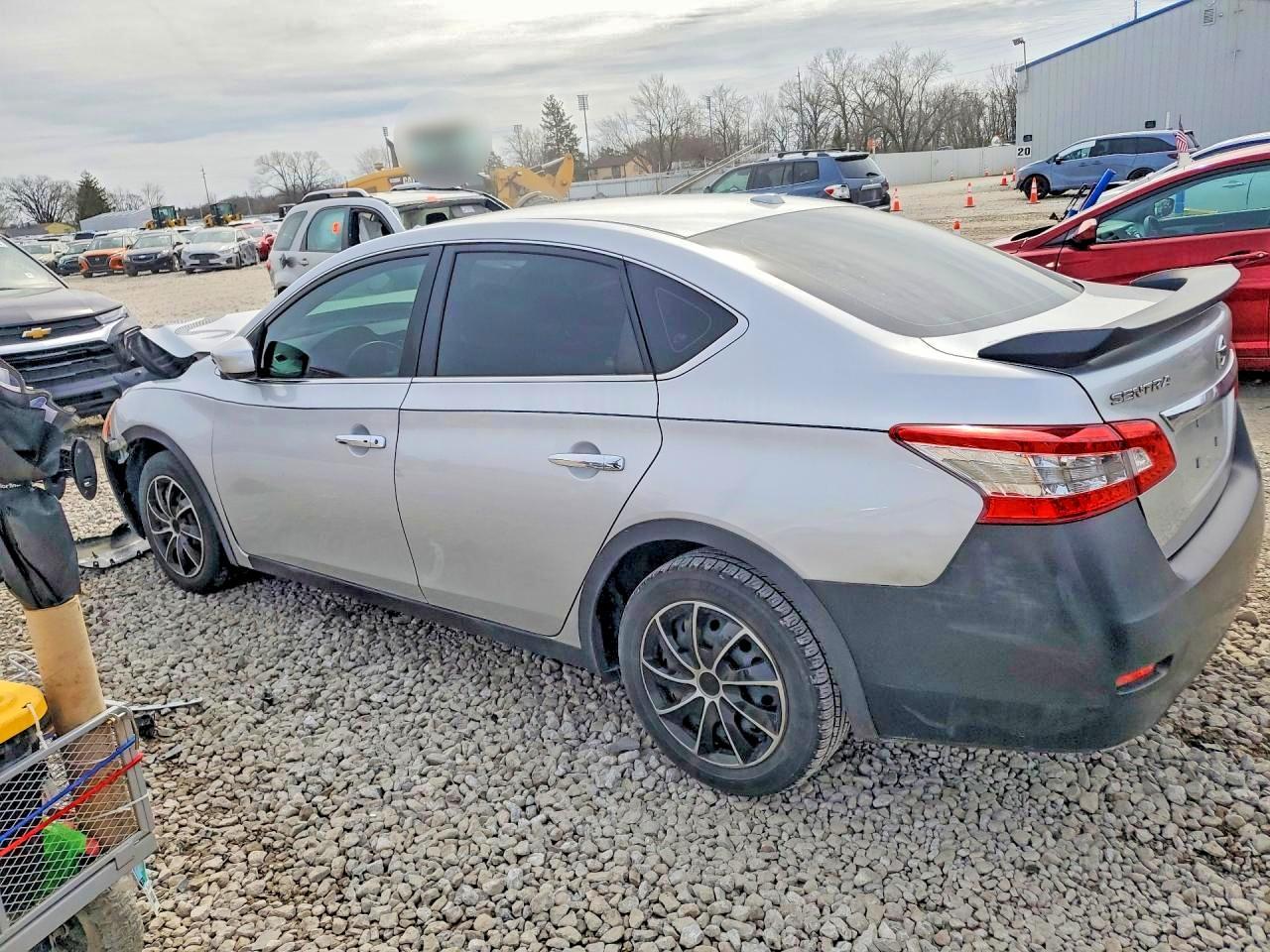 2015 Nissan Sentra Sv - zdjęcie 2