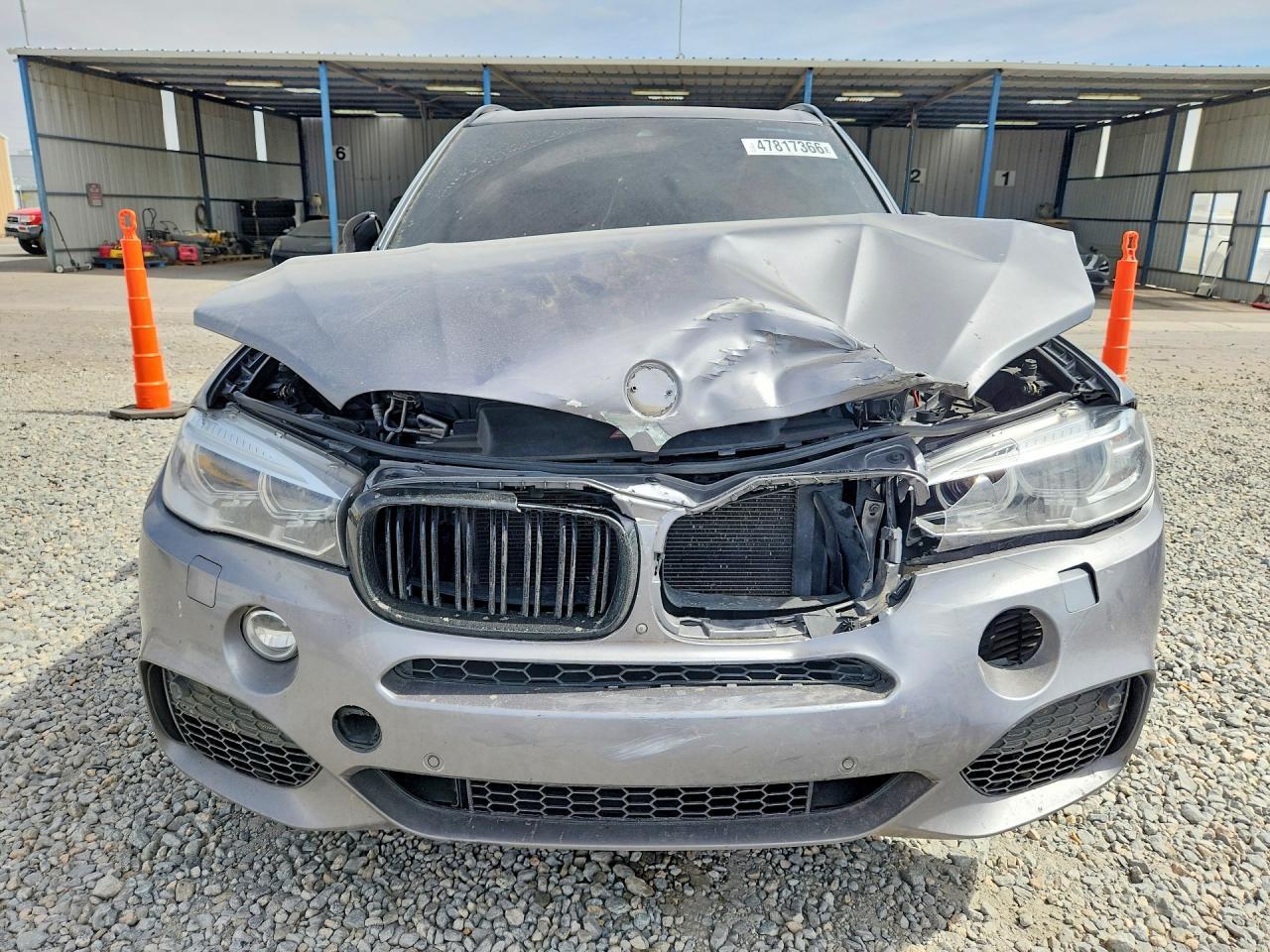 2016 BMW X5 xDrive50I - zdjęcie 5