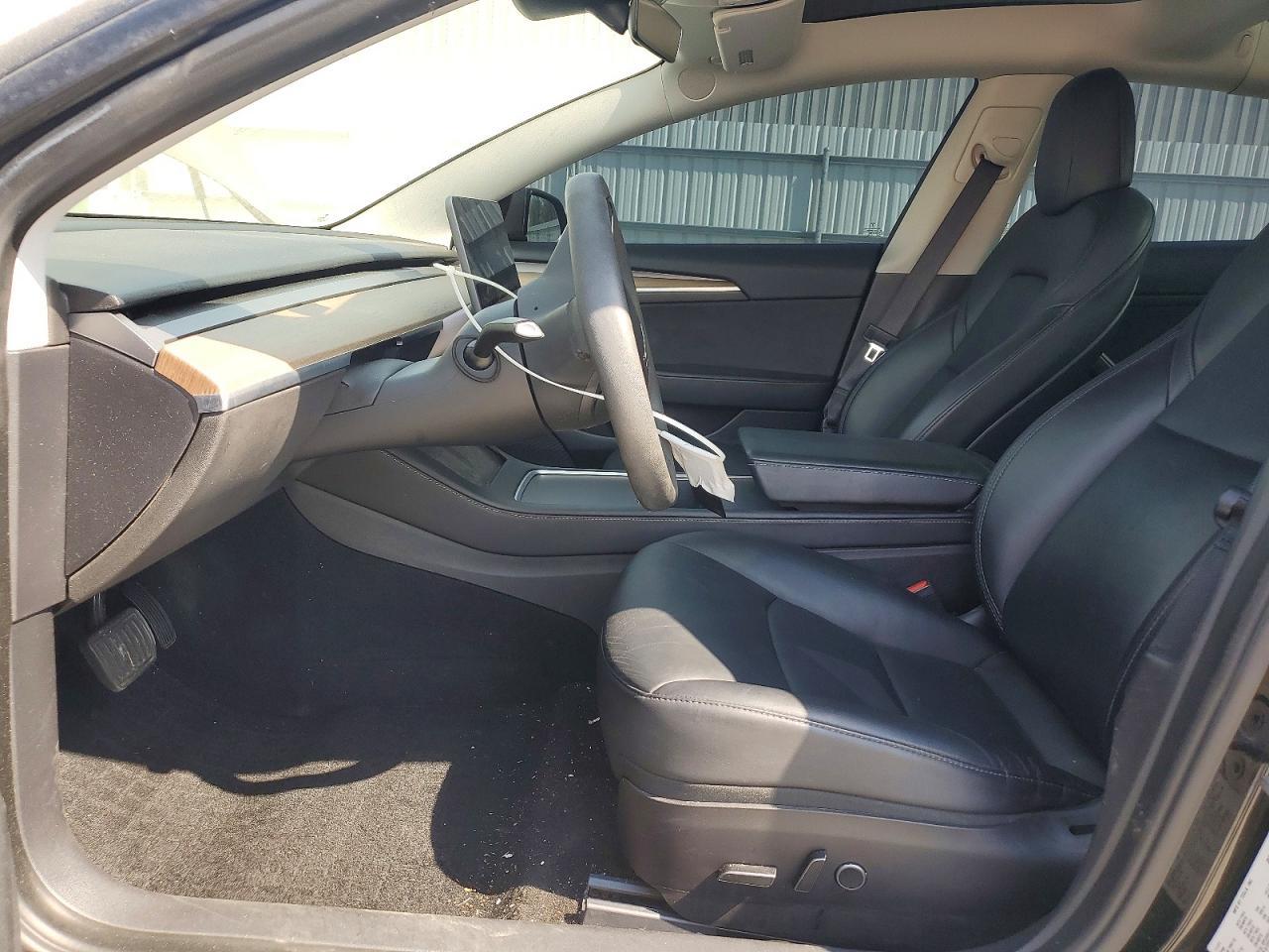 2022 Tesla Model 3 - zdjęcie 7