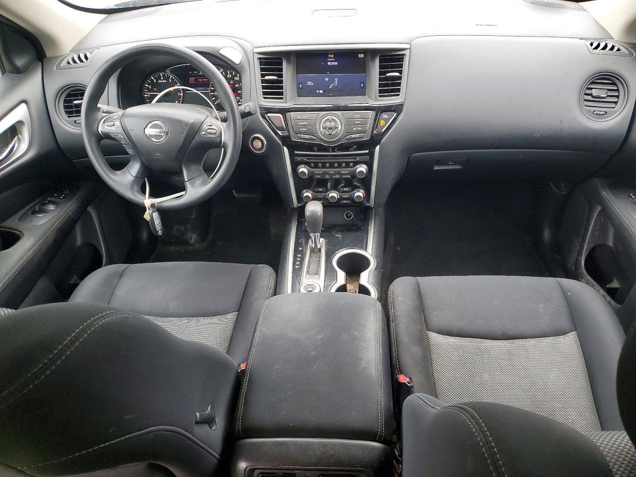 2017 Nissan Pathfinder S - zdjęcie 8