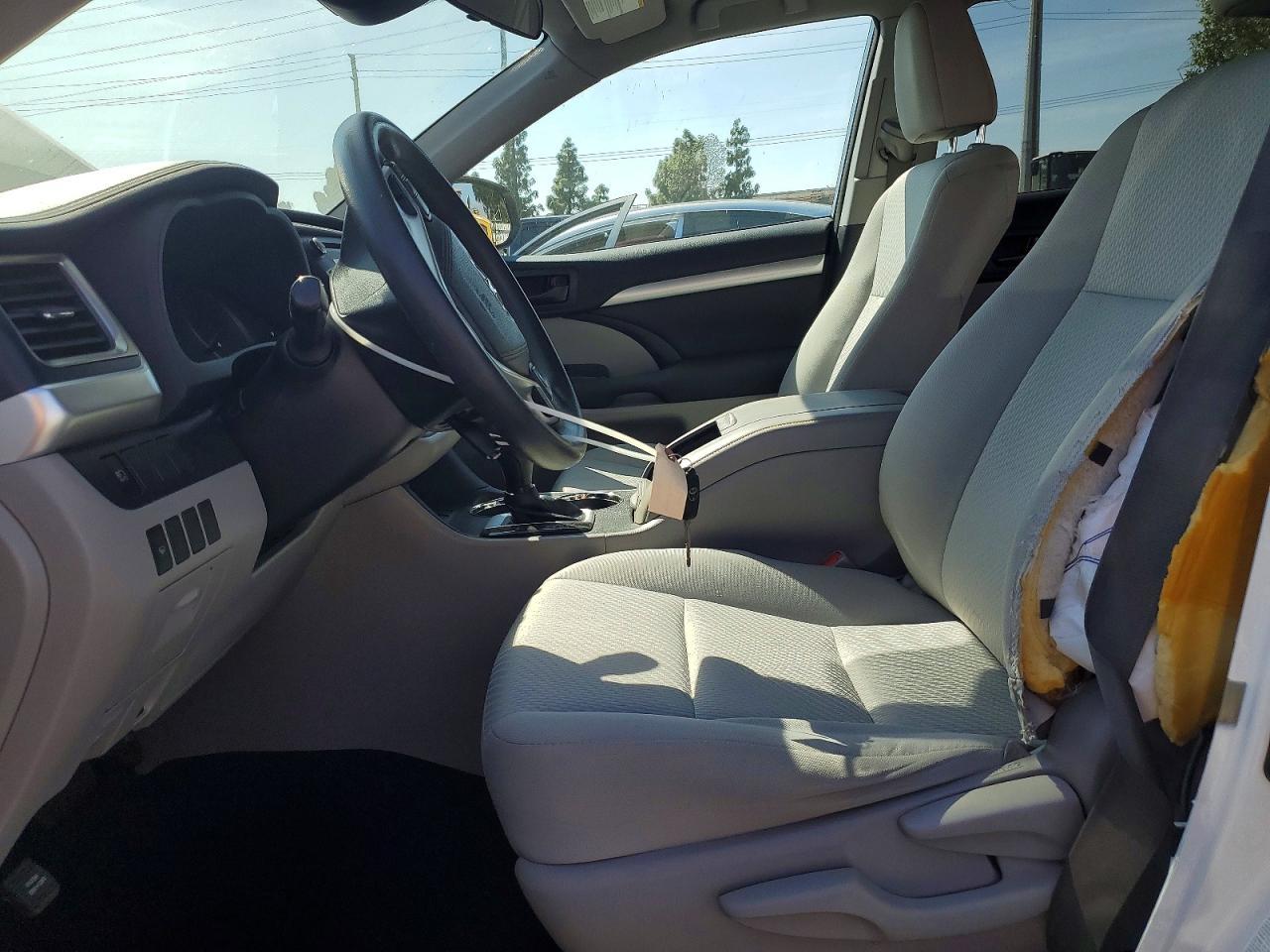 2018 Toyota Highlander Le - zdjęcie 7
