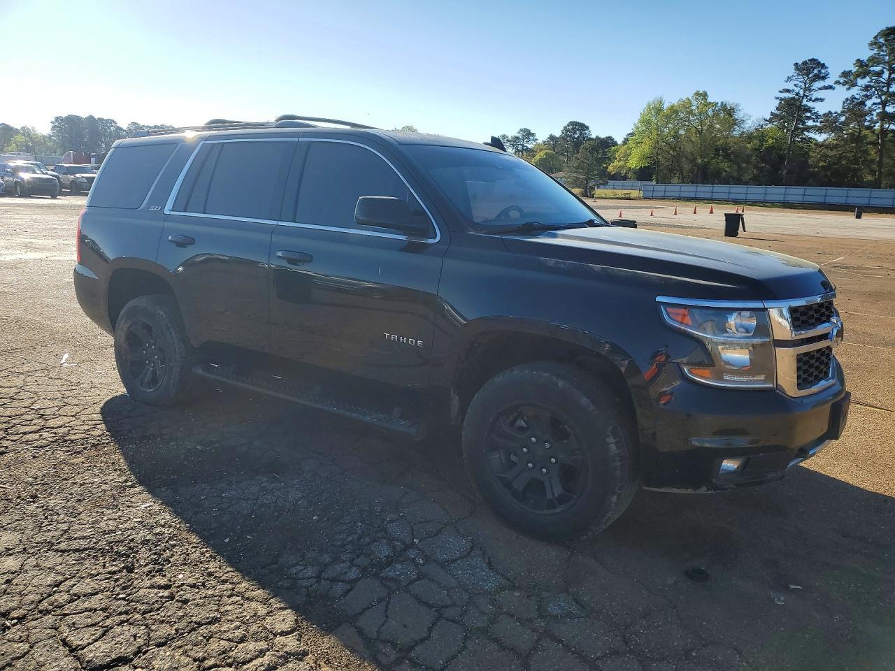 2017 Chevrolet Tahoe K1500 Lt - zdjęcie 4