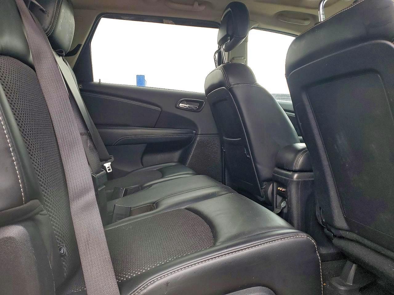 2017 Dodge Journey Crossroad - zdjęcie 10