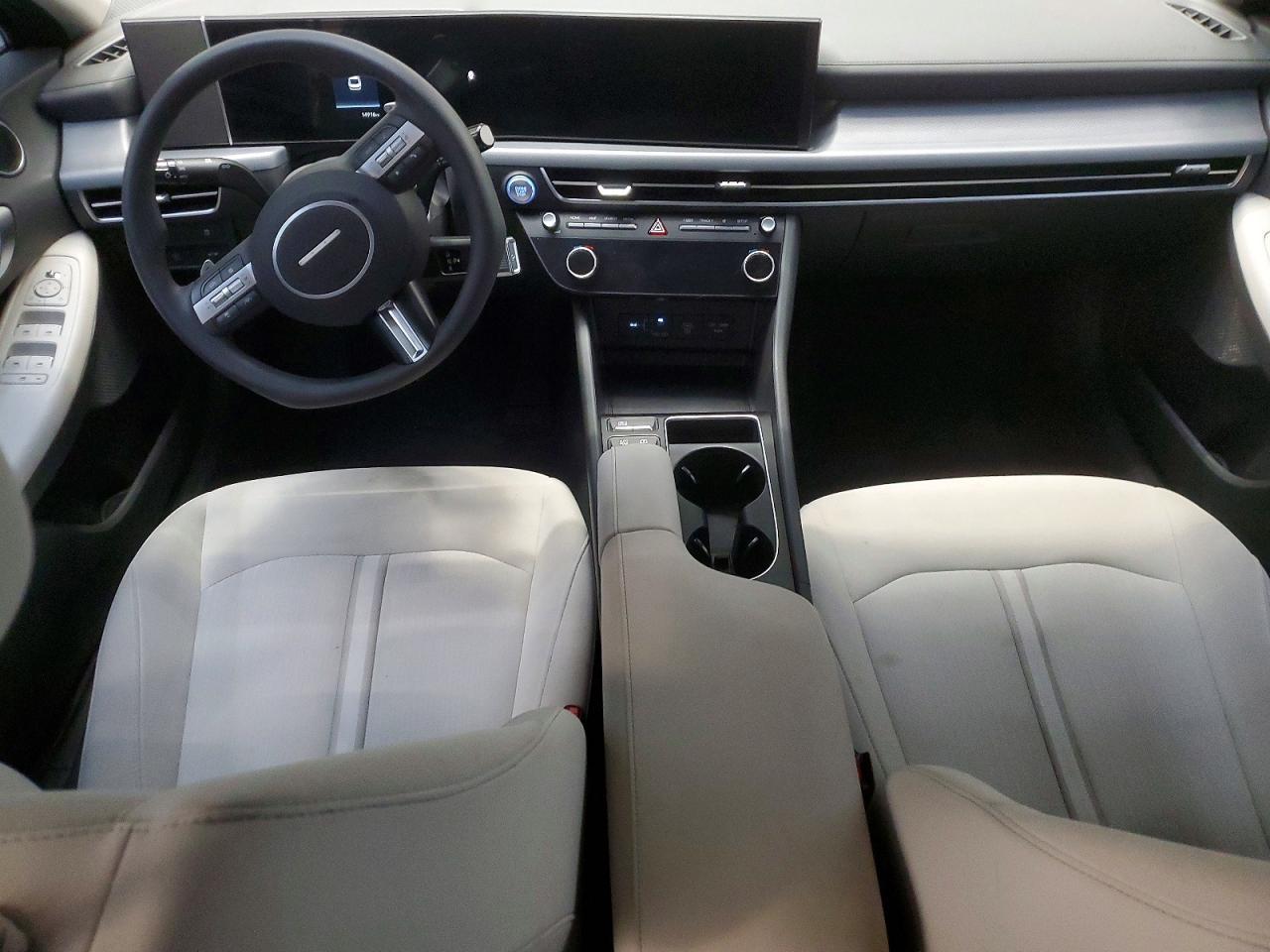 2025 Hyundai Sonata Sel - zdjęcie 8