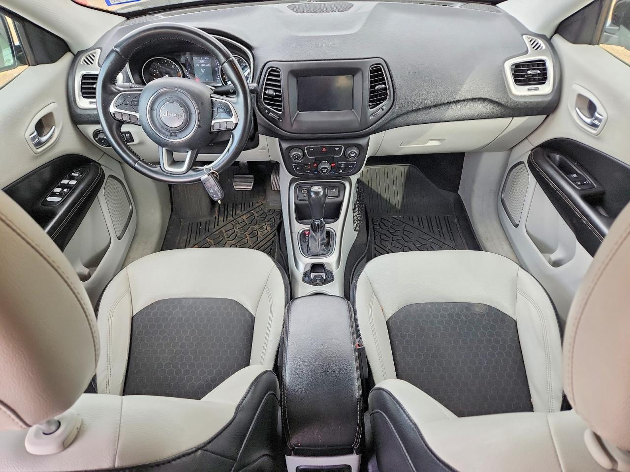 2019 Jeep Compass Latitude - zdjęcie 8