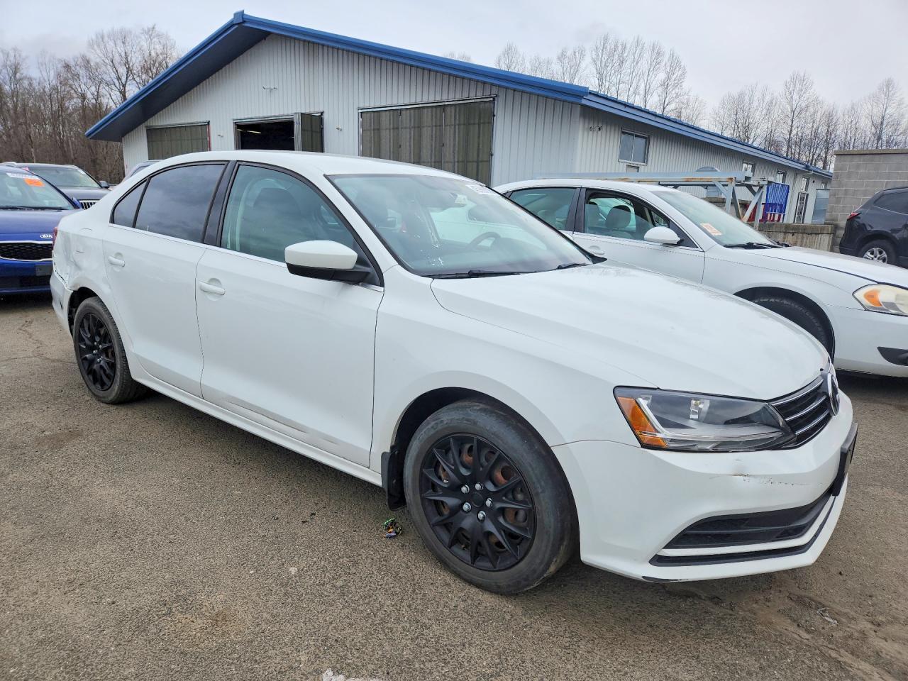 2017 Volkswagen Jetta S - zdjęcie 4