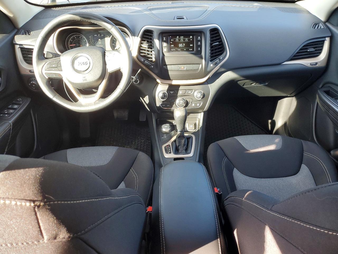 2014 Jeep Cherokee Latitude - zdjęcie 8