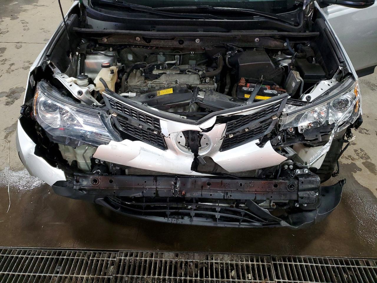 2015 Toyota Rav4 Le - zdjęcie 12