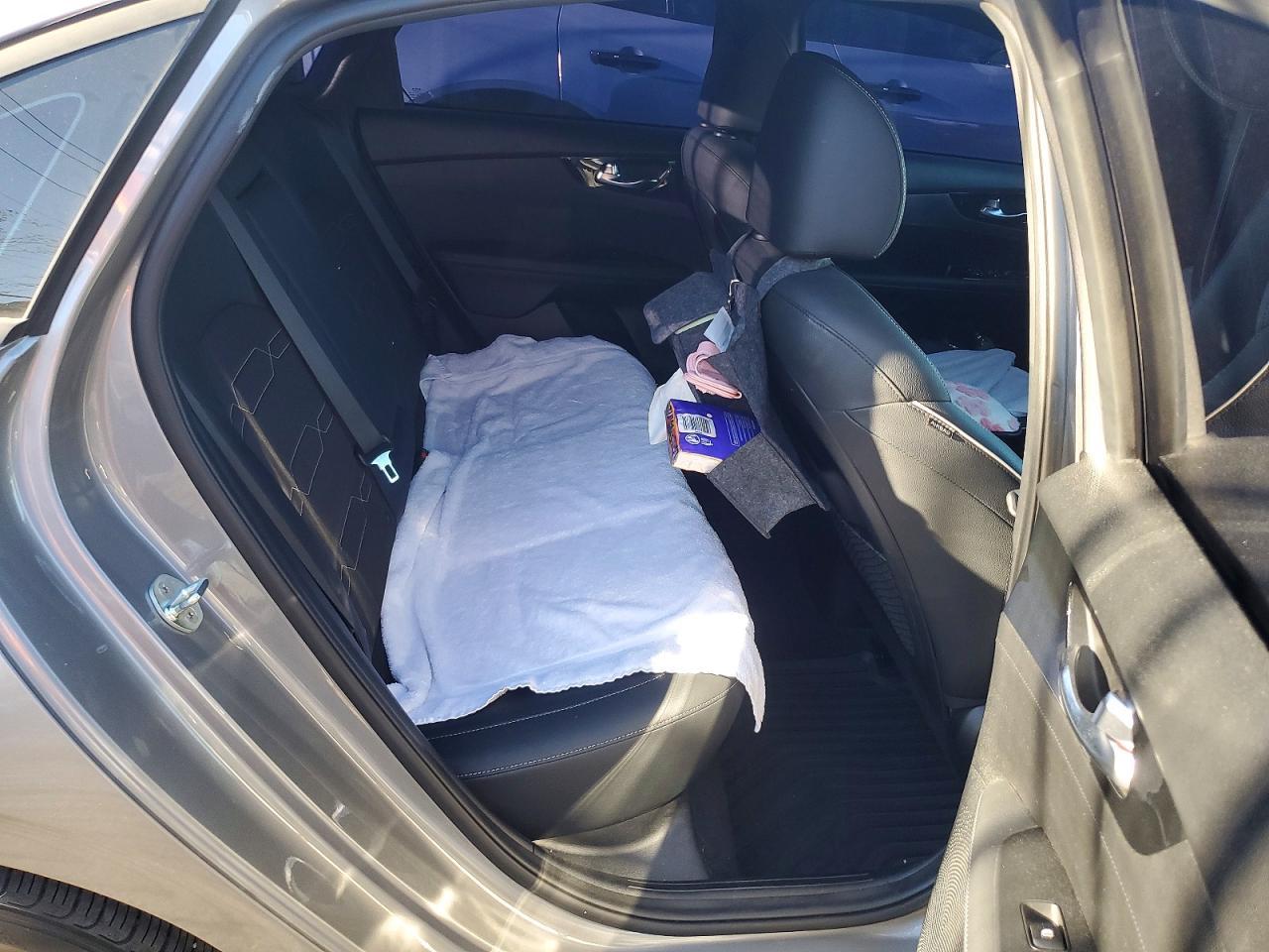 2022 Kia Forte Gt-Line - zdjęcie 11