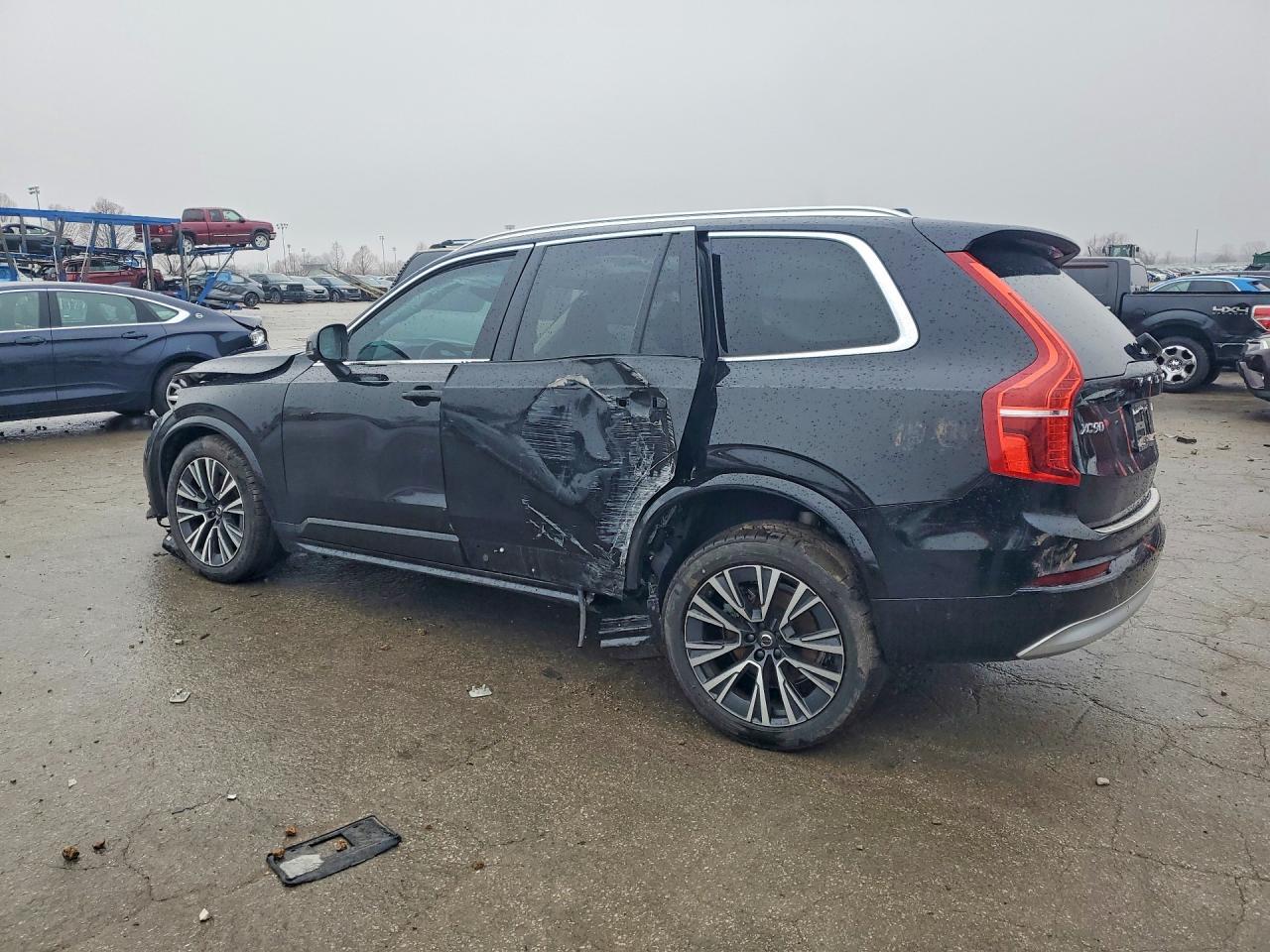 2022 Volv Xc90 T6 Momentum - zdjęcie 2