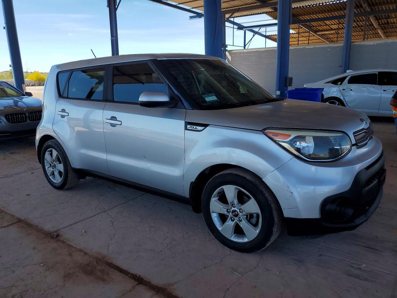 2017 Kia Soul Base - zdjęcie 4