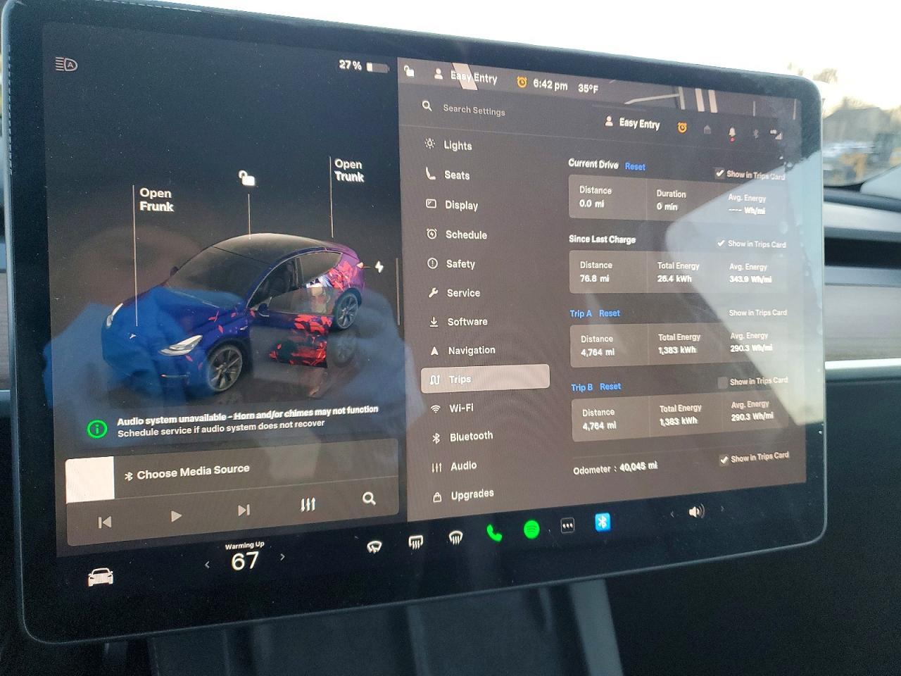 2024 Tesla Model Y - zdjęcie 9