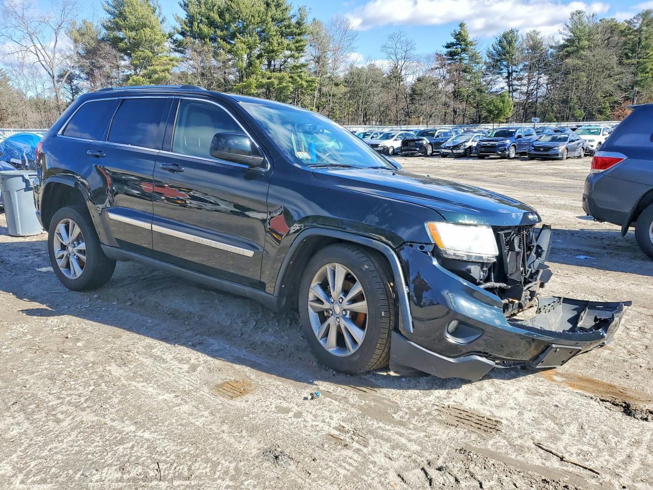 2013 Jeep Grand Cherokee Laredo - zdjęcie 4