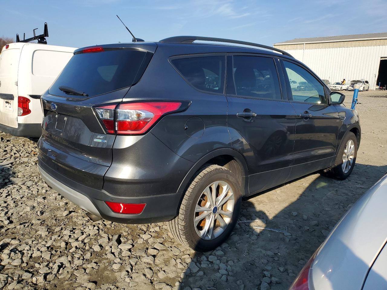 2017 Ford Escape Se - zdjęcie 3