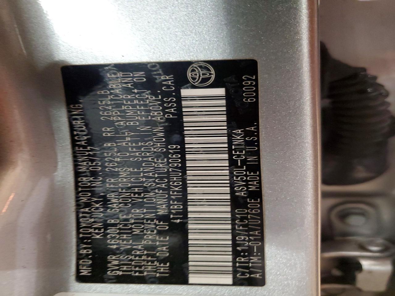 2017 Toyota Camry Le - zdjęcie 12