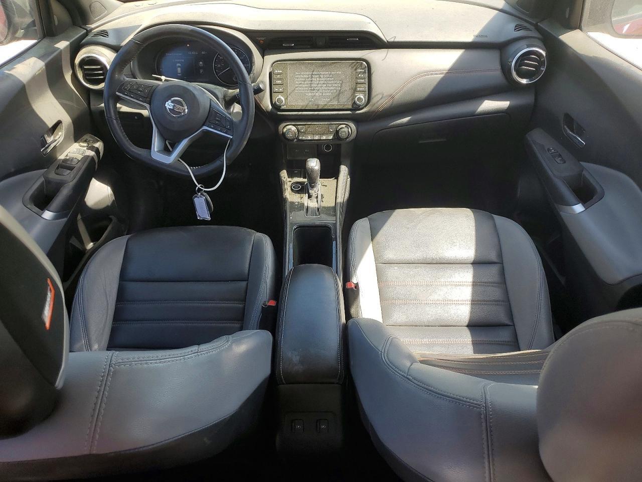 2021 Nissan Kicks Sr - zdjęcie 8