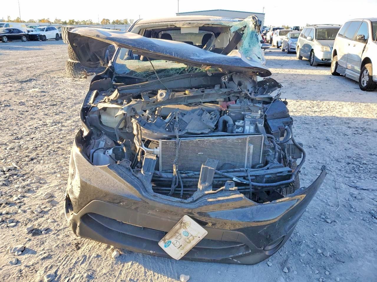 2017 Nissan Rogue Sport S - zdjęcie 5