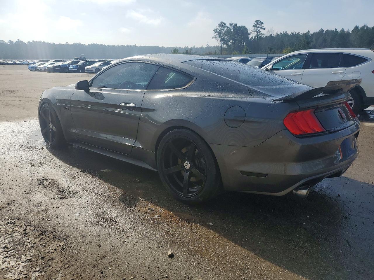 2015 Ford Mustang Gt - zdjęcie 2