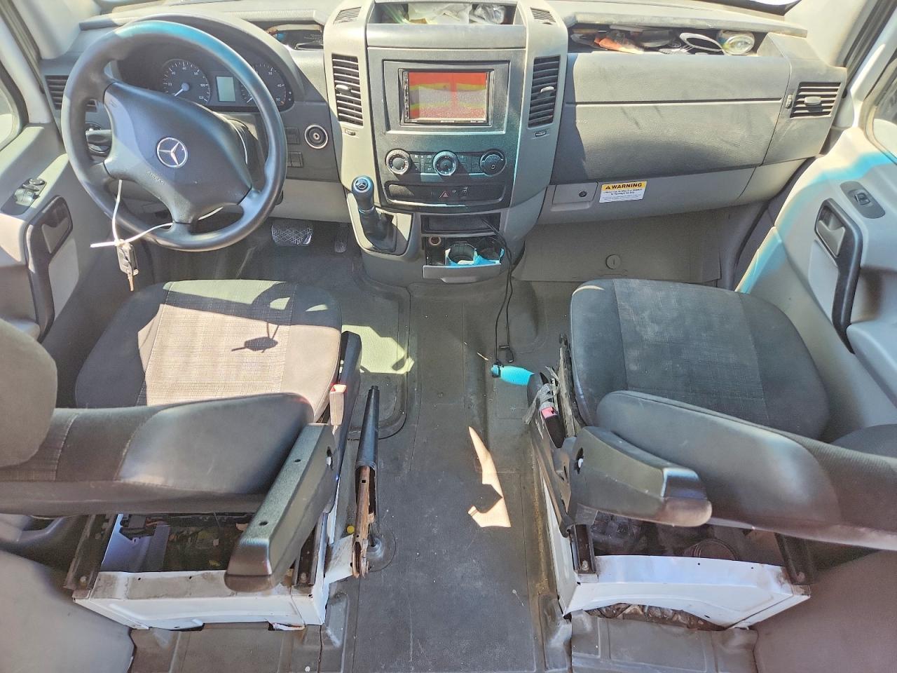 2014 Mercedes-Benz Sprinter 2500 - zdjęcie 8