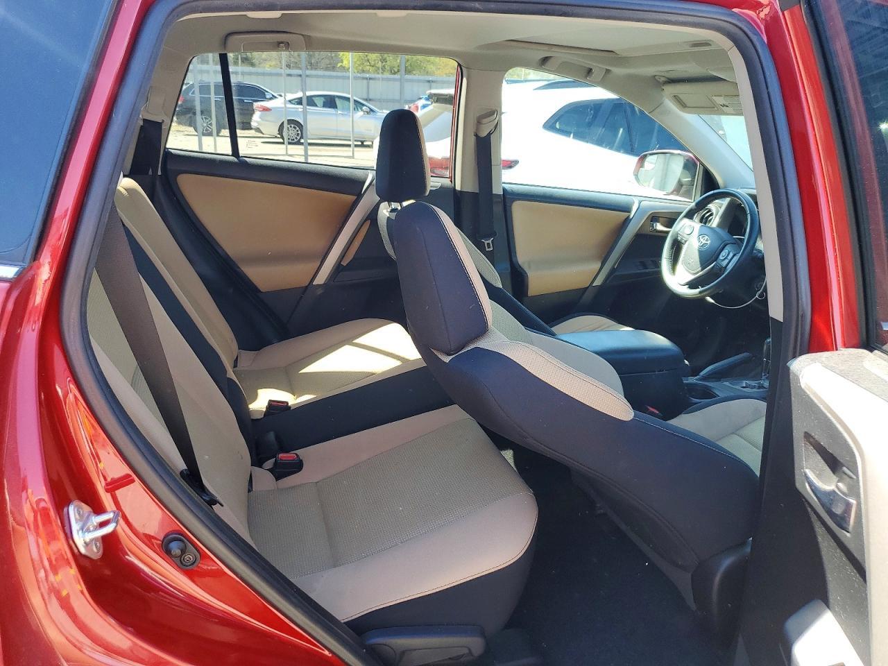 2017 Toyota Rav4 Xle - zdjęcie 11