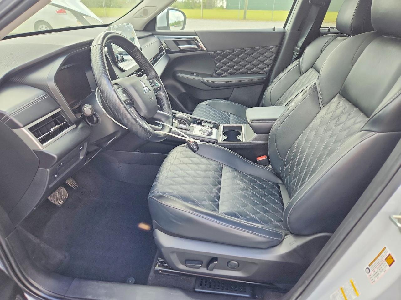 2024 Mitsubishi Outlander Sel - zdjęcie 7