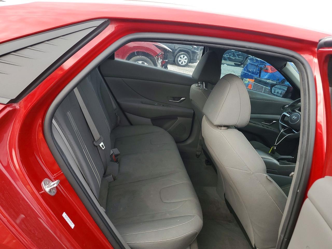 2022 Hyundai Elantra Sel - zdjęcie 10