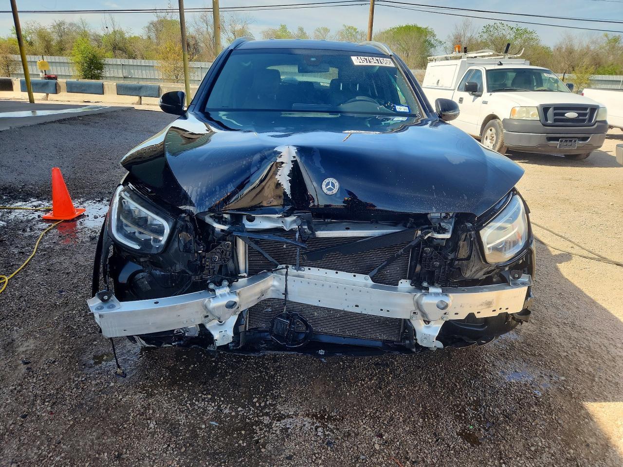 2021 Mercedes-Benz Glc 300 - zdjęcie 5