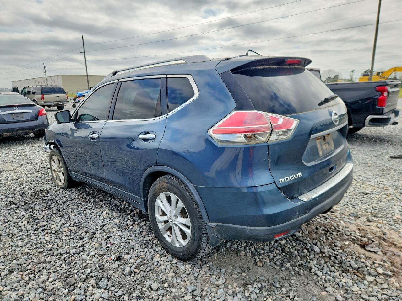 2014 Nissan Rogue Sv - zdjęcie 2