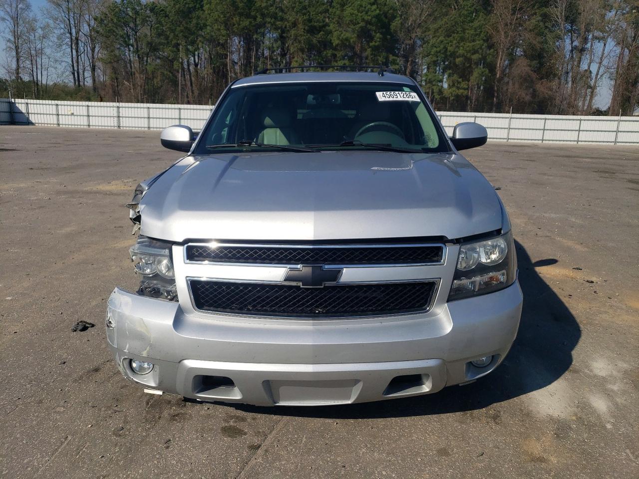 2014 Chevrolet Tahoe C1500 Lt - zdjęcie 5