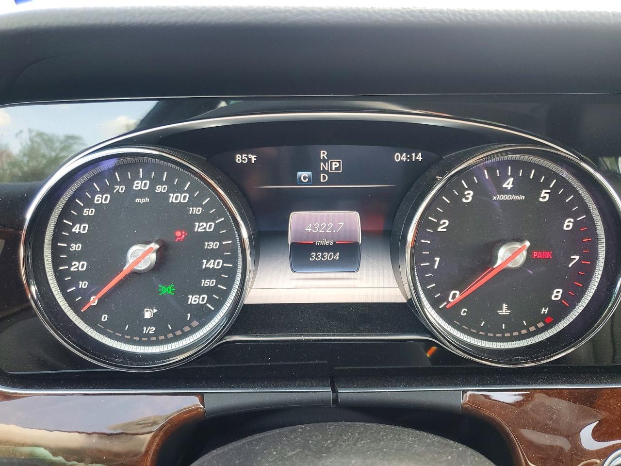 2017 Mercedes-Benz E 300 - zdjęcie 9