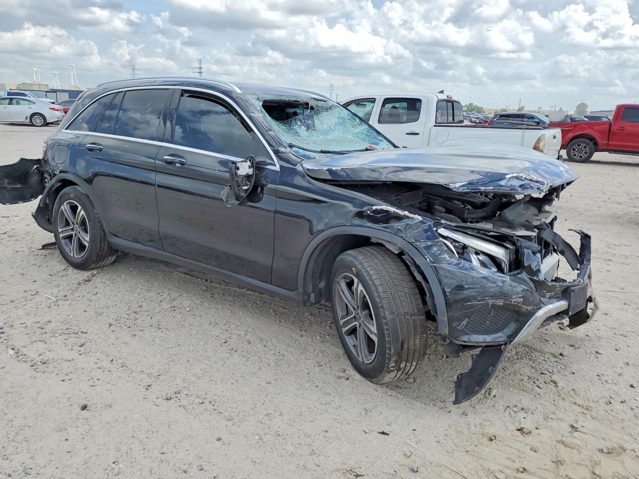 2017 Mercedes-Benz Glc 300 - zdjęcie 4